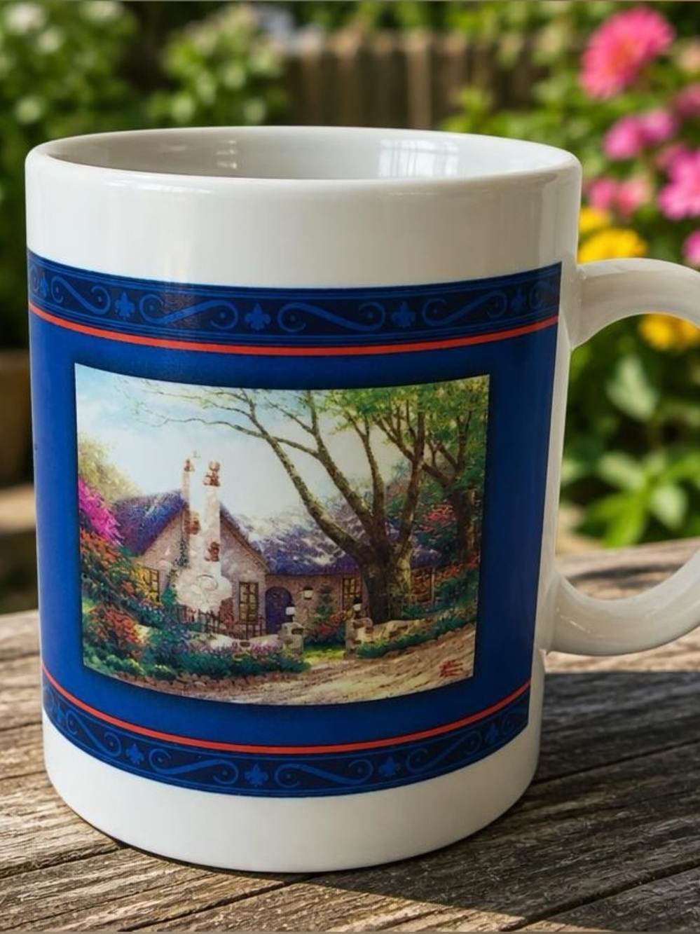 Thomas Kinkade Painter of Light Logo Morning Glory Cottage 2003 Drinking Mug.